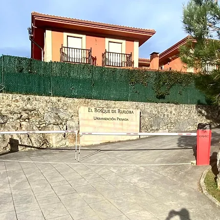Holiday home Comillas Chalet La Higuera Casasola
